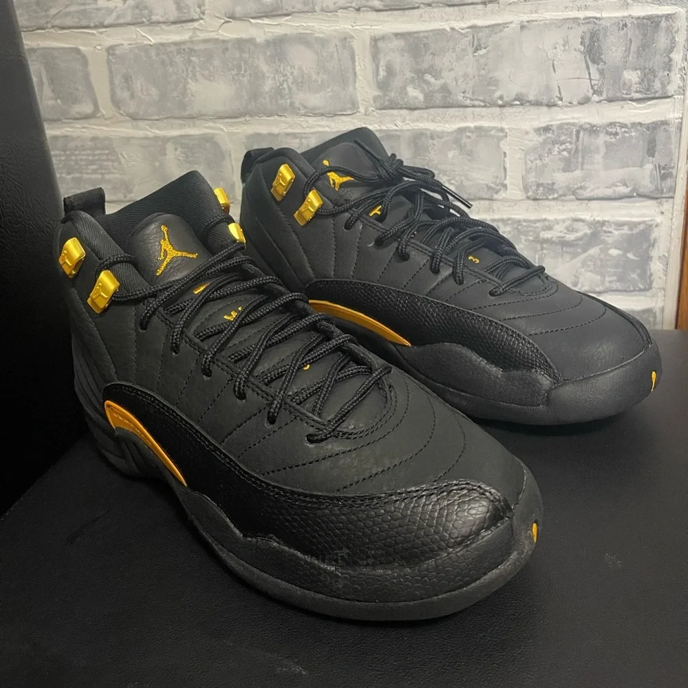 “New” Jordan 12 Retro Taxi Black/Gold Shoe Size 6 - Picture 4 of 10